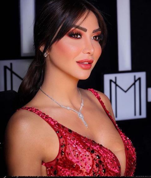 ﺟﻤﯿﻠﺔ ﺑﺎب اﻟﺤﺎرة في ظهور فاضح واﻟﺠﻤﮭﻮر : ﺗﺠﺎوزتِ اﻟﻤﺤﻈﻮر ! ..ﺻﻮر 5