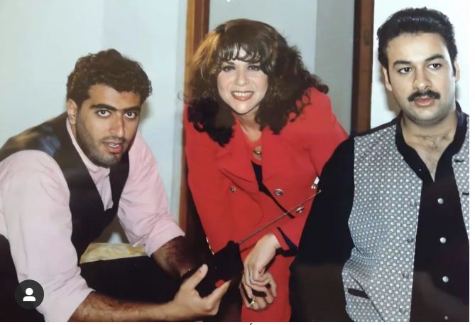 شاهد صورة نادرة لسامية الجزائري مع الممثلين السوريين